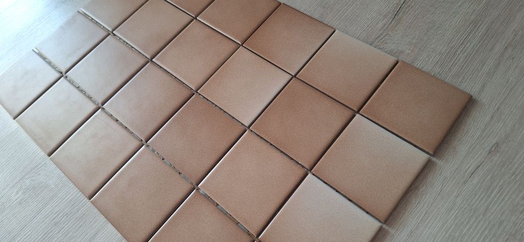 Малки плочки 7.5см/7.5см