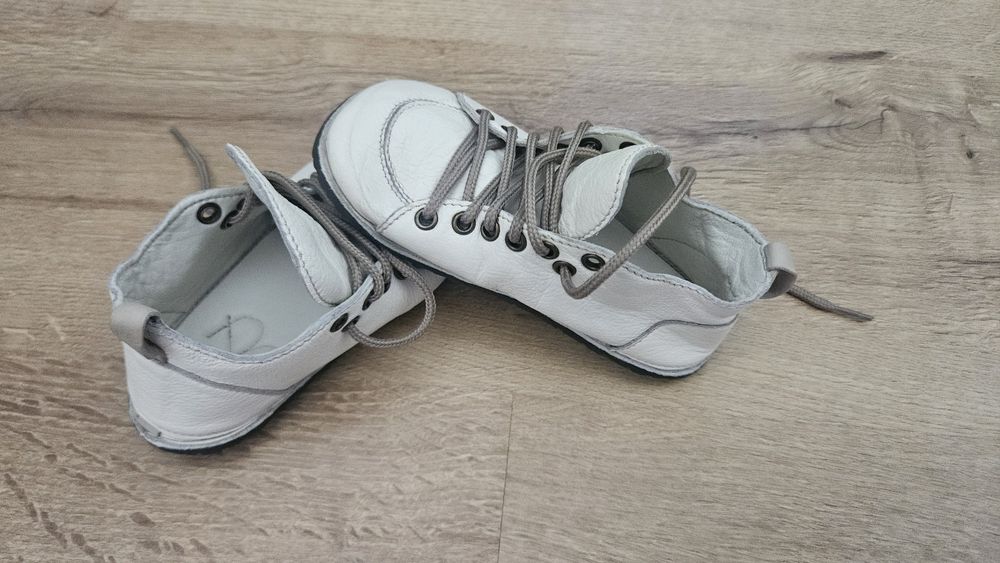 Botess – Soft baby shoes – Бяло