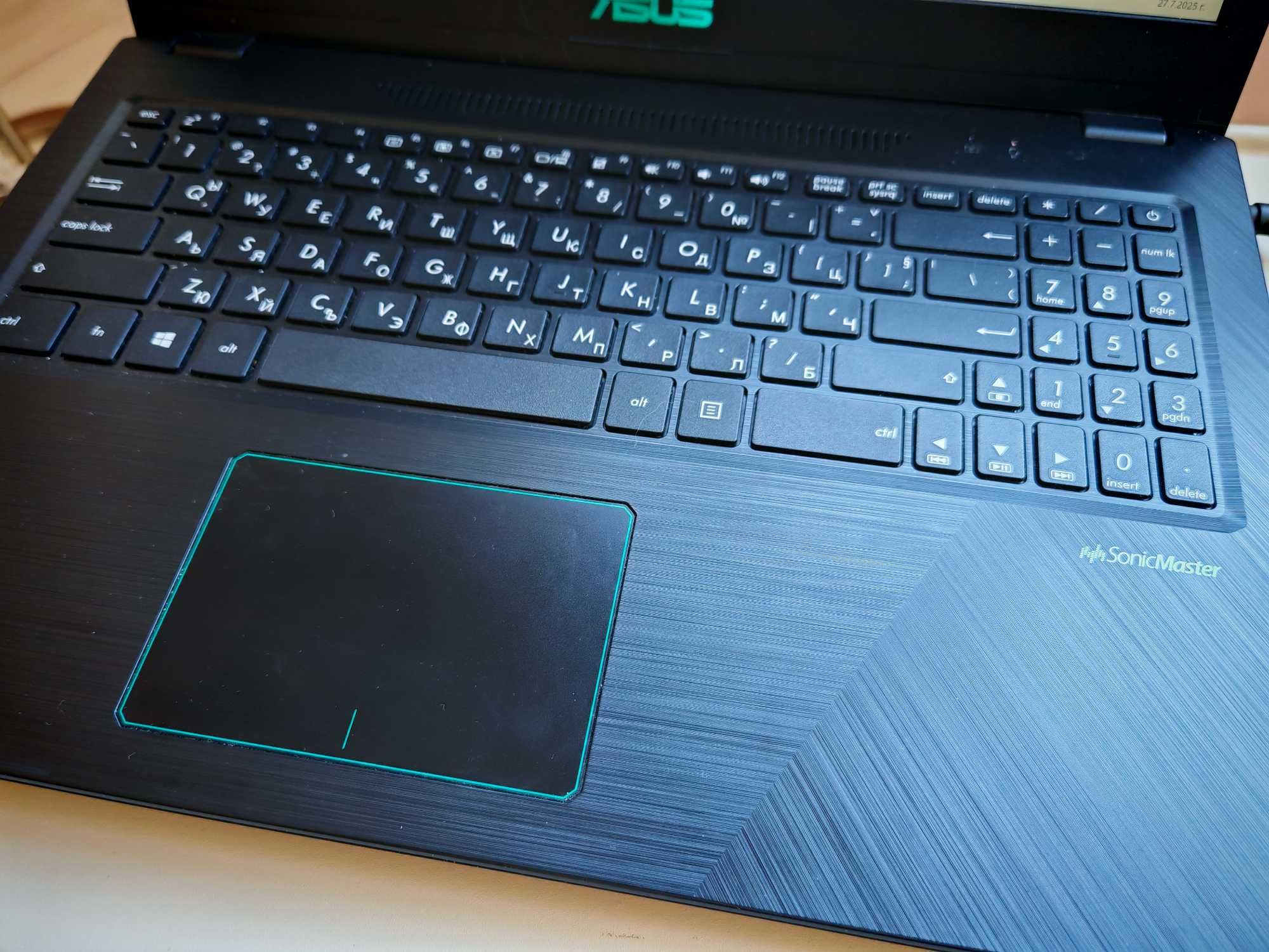 Лаптоп ASUS като нов