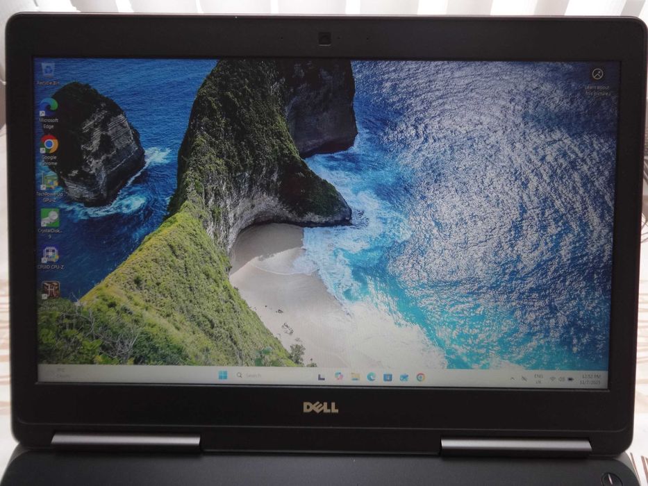 Лаптоп Dell Precision 7520 i7-7820HQ 2.90GHz/RAM16GB/QuadroM2200 4GB