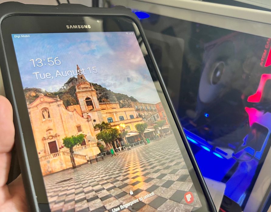 Tableta profesionala Samsung Active 2 Cellular + husa hard + pen