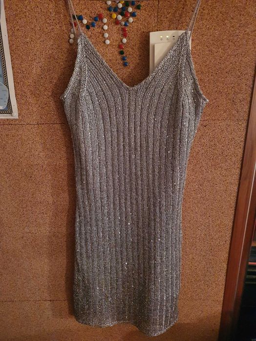 Офоциална рокля със сребърни нишки