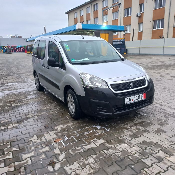 Peugeot Partner 2015. Euro 6.Recent import Germania