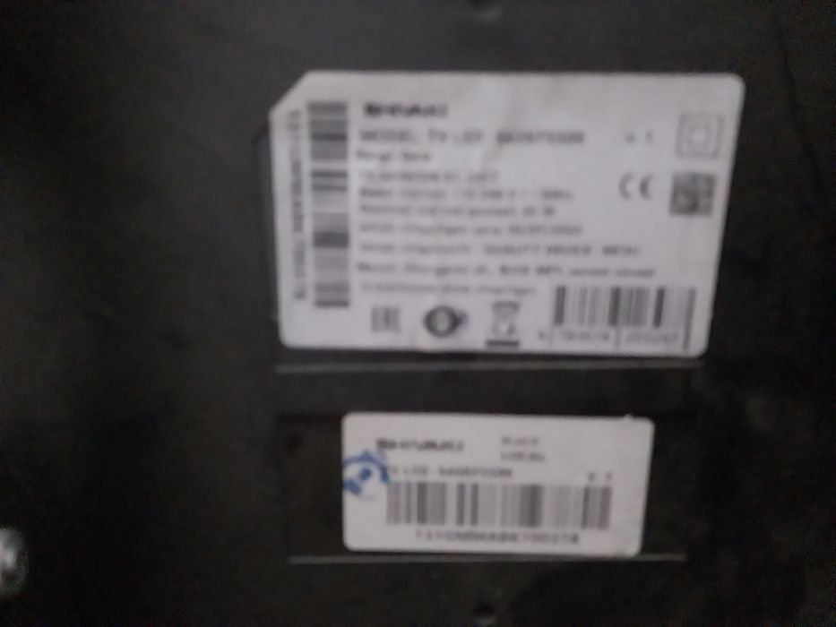 Телевизор 3 та 43. 32.