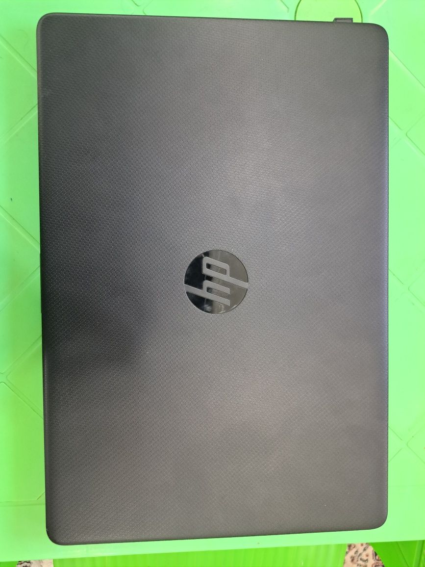 Notbok HP rayzn 5