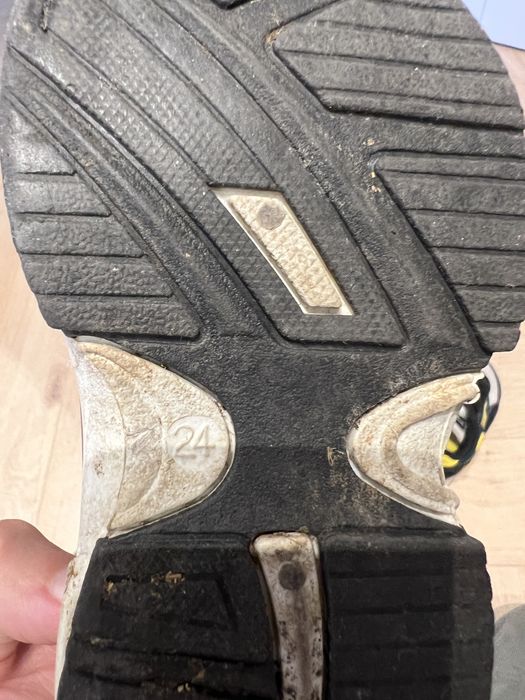 Pantofi sport Disney 24