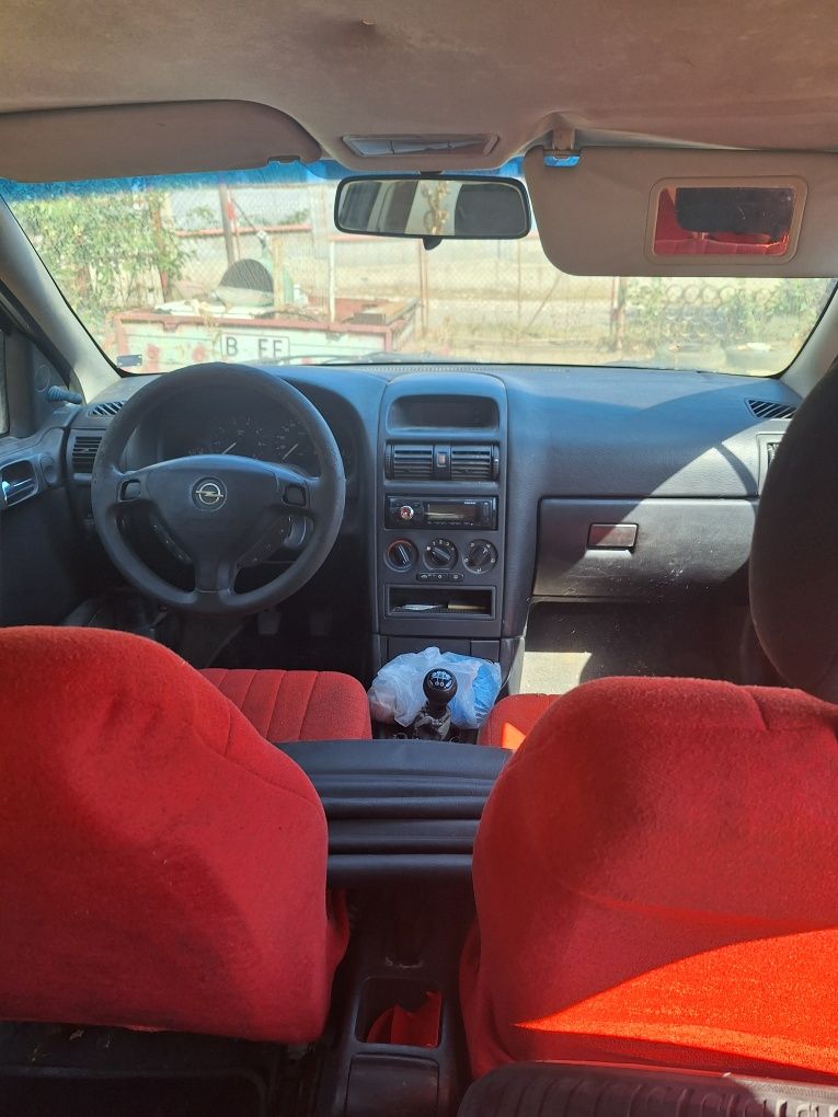 Части за Opel Astra 1.4 2000г.