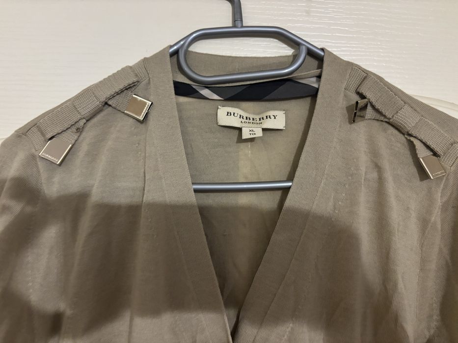 Burberry жилетка мерино