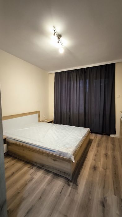 Дава се под наем Четиристаен апартамент в Стара Загора, Център - 104 кв.м за 612 € - Снимка #4