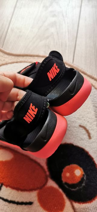 Sandale Nike 33.5