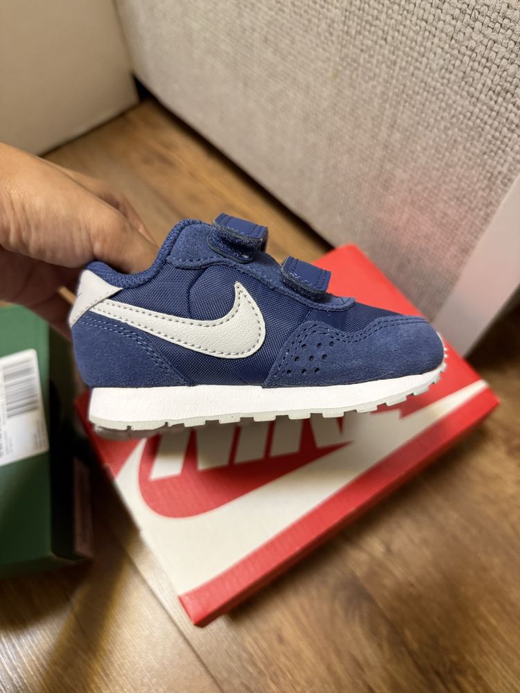 Детски маратонки Nike