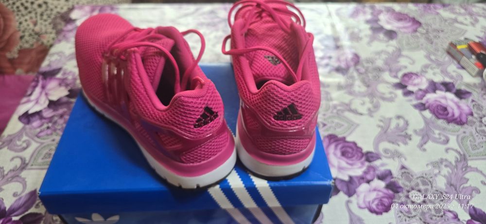 Чисто нови * ADIDAS* 44 2/3-ти