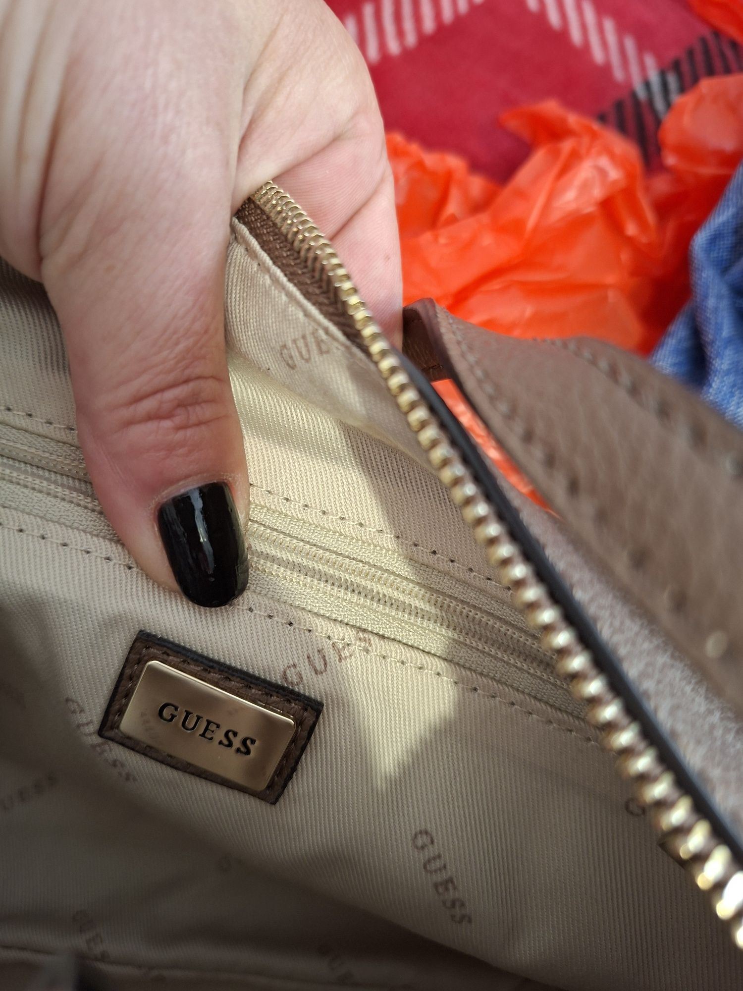 Geanta guess noua nepurtata