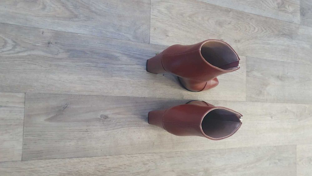 Ghete dama piele maro roscat