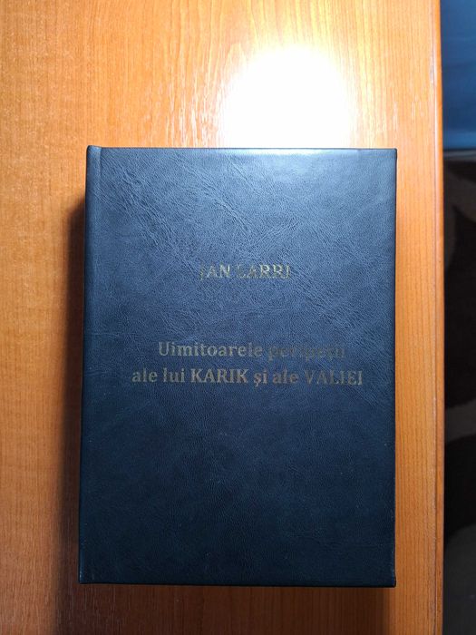 Uimitoarele peripetii ale lui Karik si ale Valiei - Carte SF