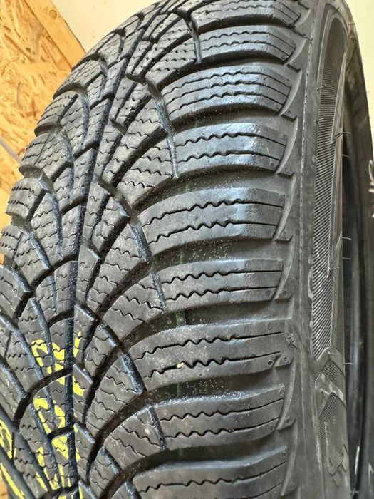 Super anvelope Iarna 2x 185/65 R15 Goodyear 2019