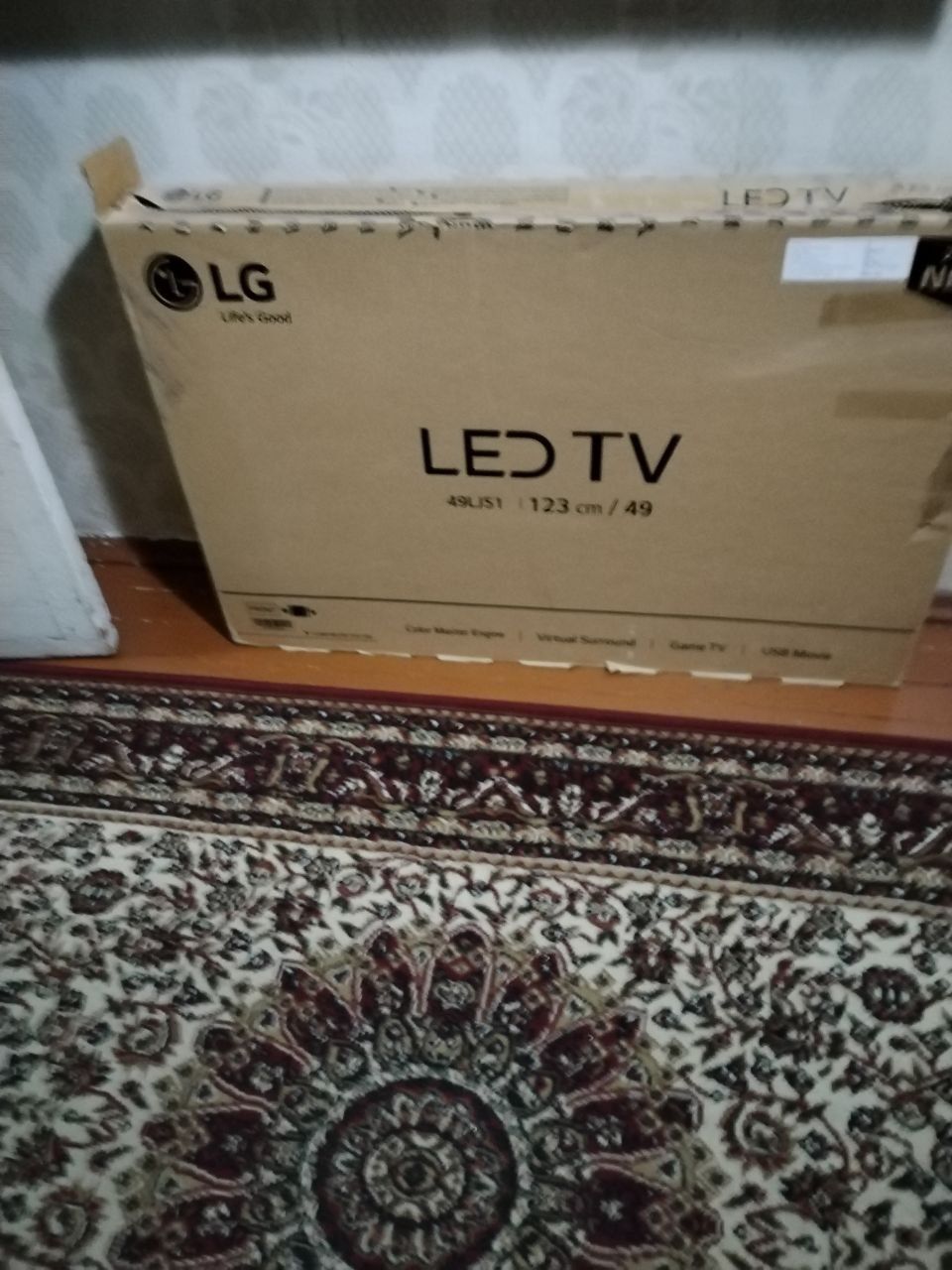 Телевизор LG 49.
