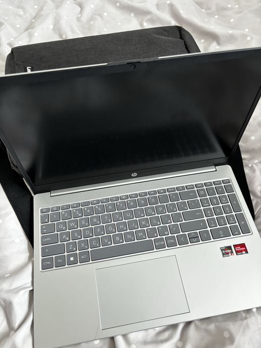 Продам ноутбук почти новый