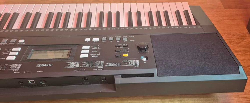 Пиано Синтезатор Yamaha PSR-E343