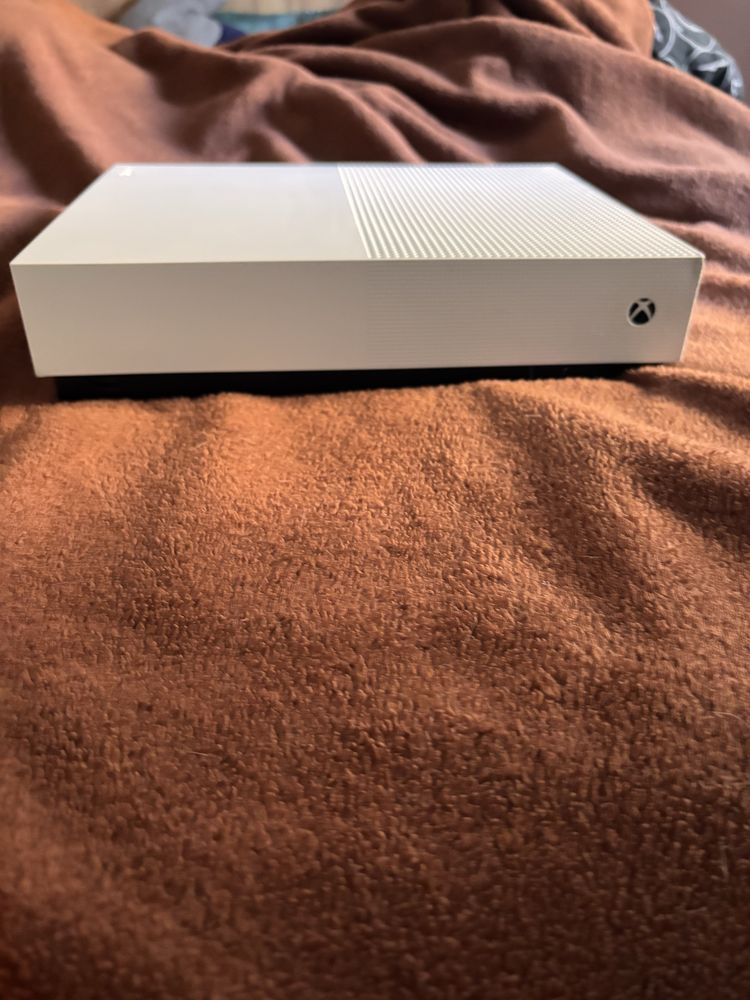 xbox one s all digital,1TB
