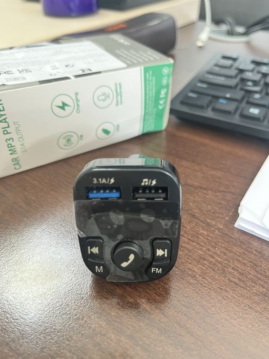 Suport numar si USB charger mp3