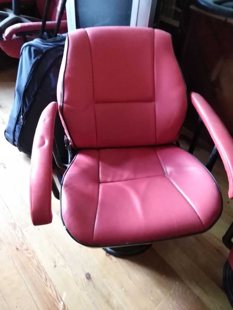 Кресла для салона