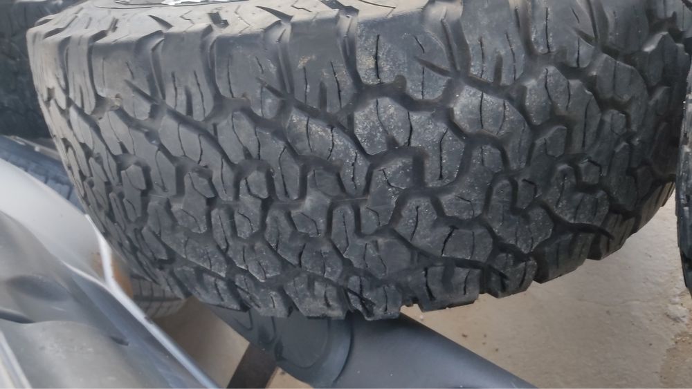 Шины жагдай оте жаксы 90%