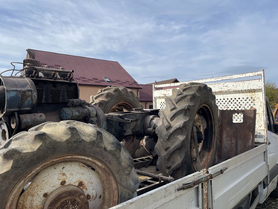 Dezmembrez Lamborghini 2 RDT tractor piese