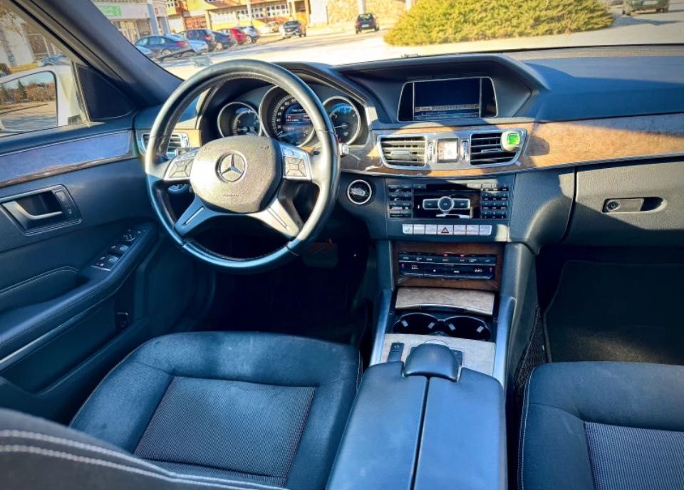 Mercedes Benz Е class