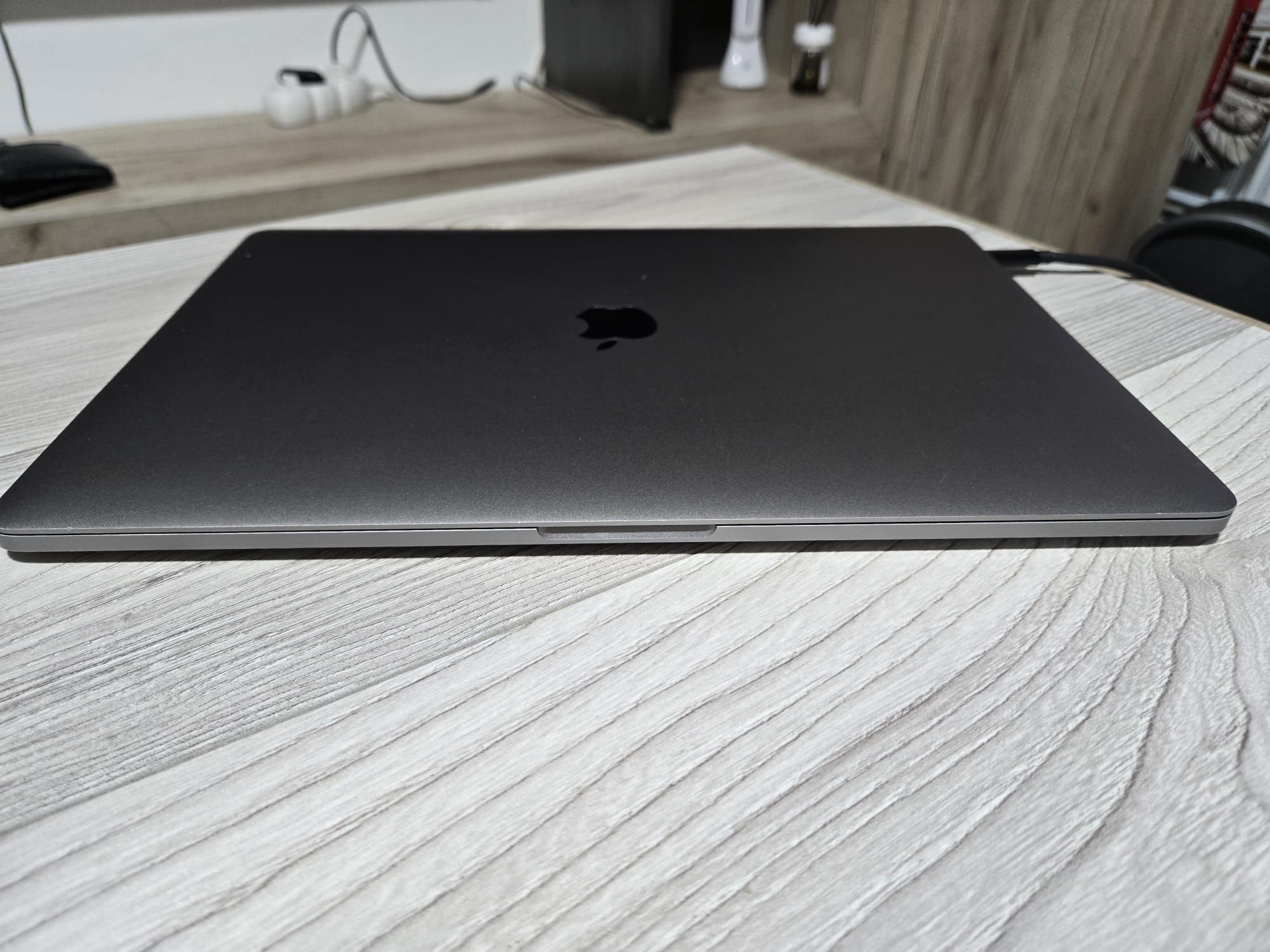 Macbook PRO I7 16gb ram 250 SSD