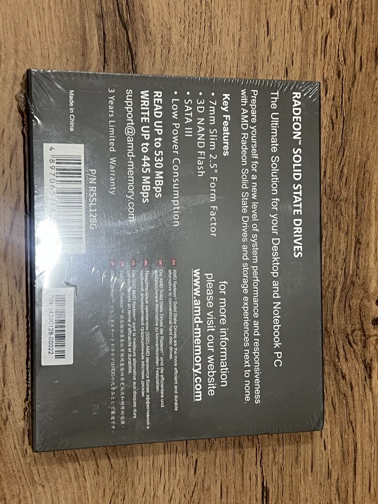 Продам жёсткий диск ssd 128GB новый
