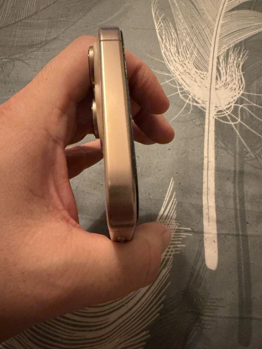 Vand iphone 16 pro max, 256 GB, desert titanium