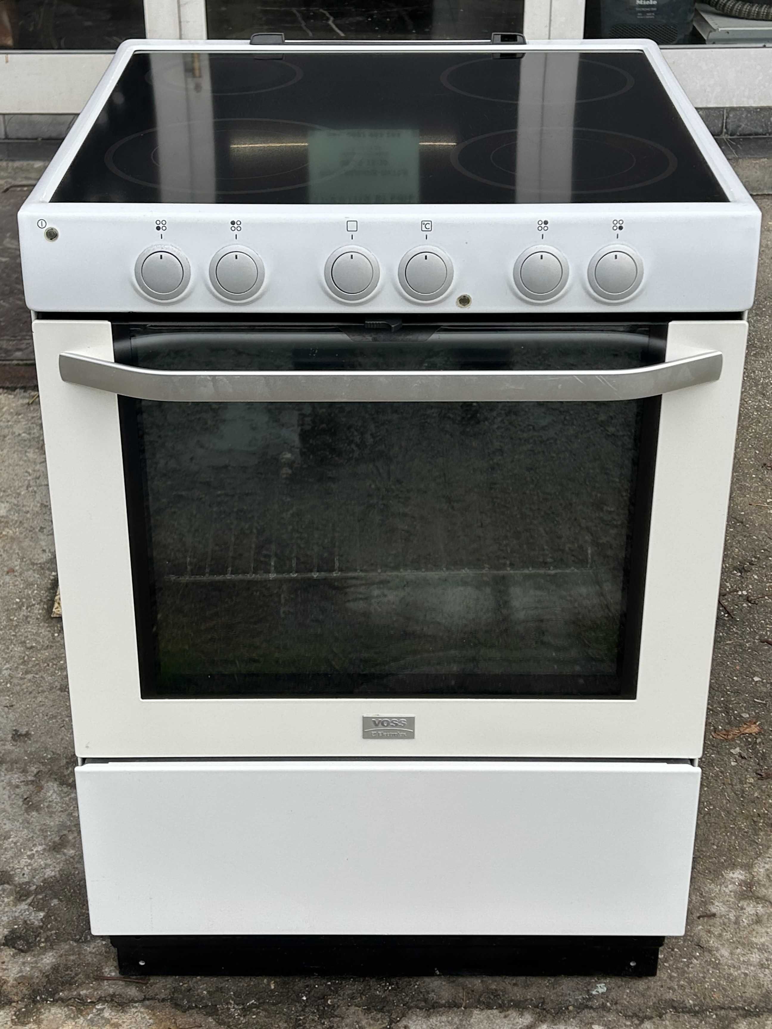 Готварска печка Voss Electrolux ELK42020-hv