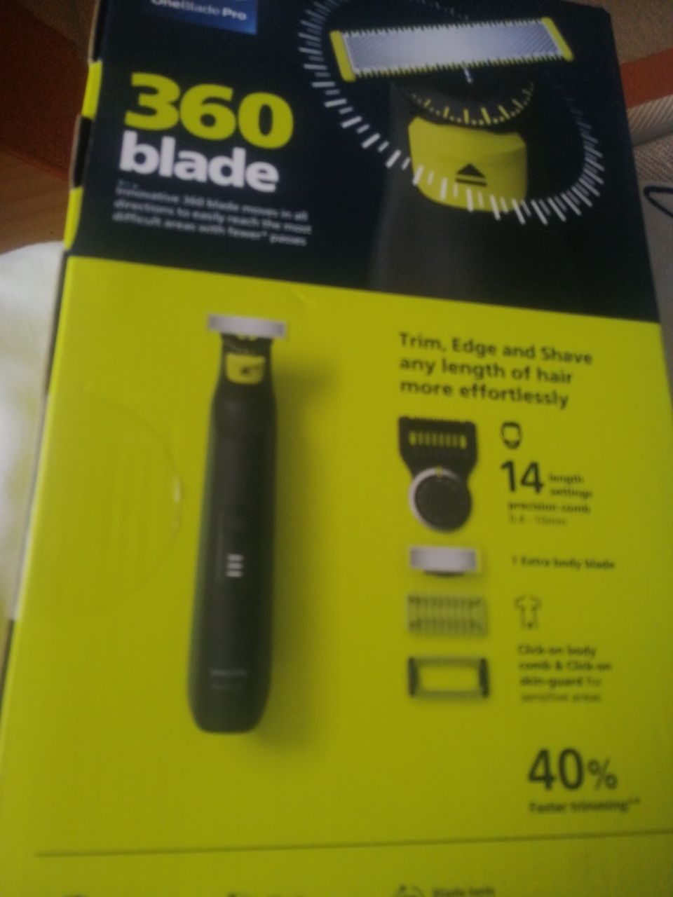 Aparat hibrid de barbierit si tuns barba Philips OneBlade Pro