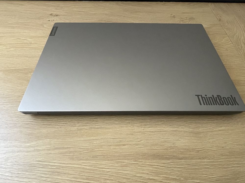 Lenovo ThinkBook i7, 16gb