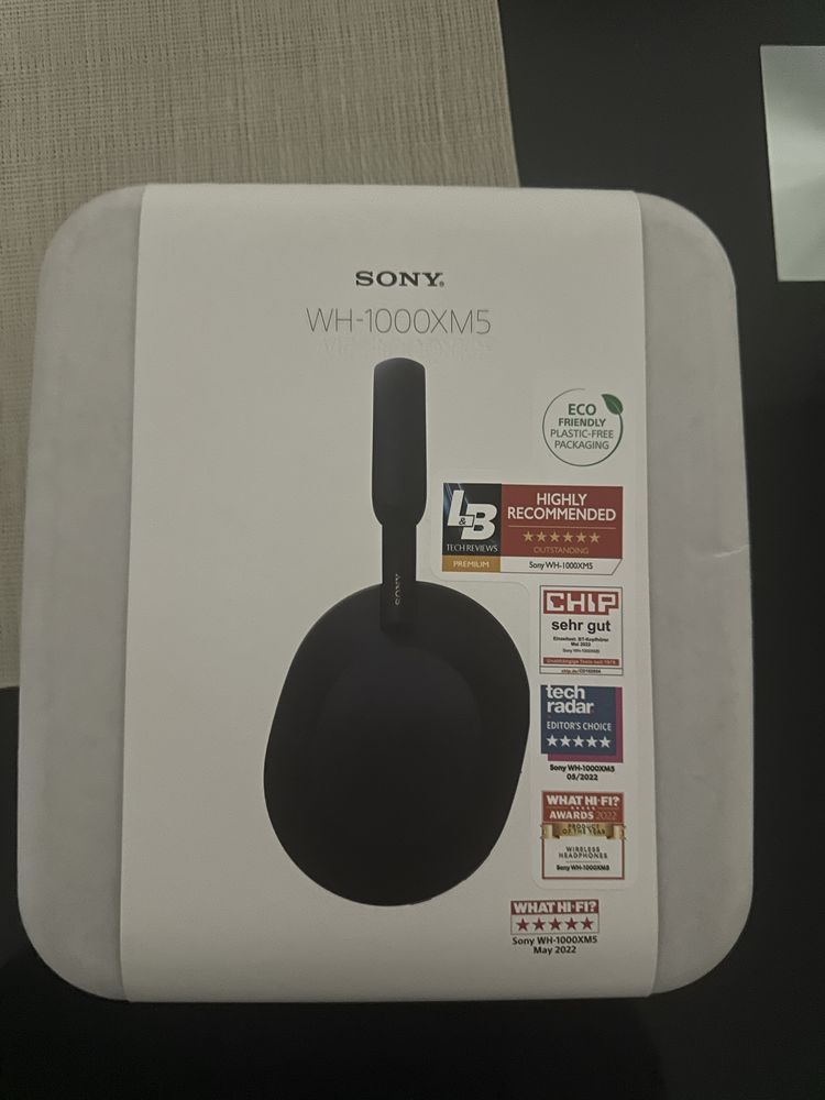 Casti SONY WH-1000 XM5