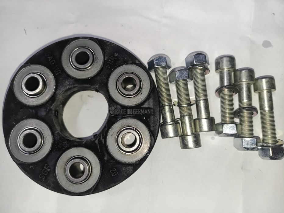 Эластичная муфта На mercedes 1.8,2.0,w202,w201,w124