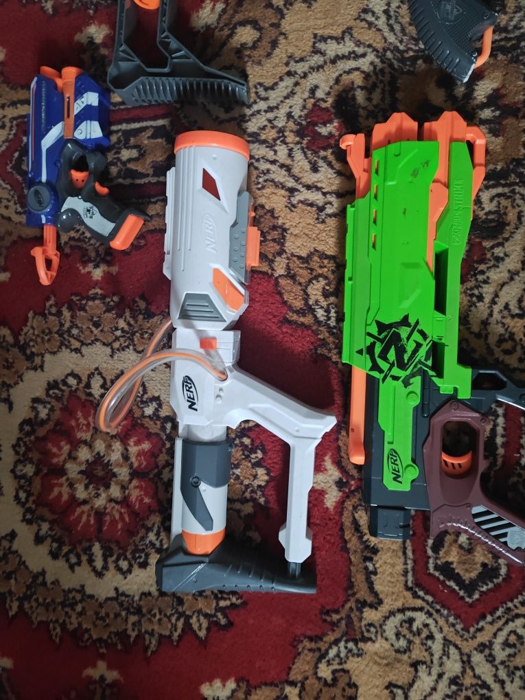 Бластеры от компании NERF (Оригинал)
