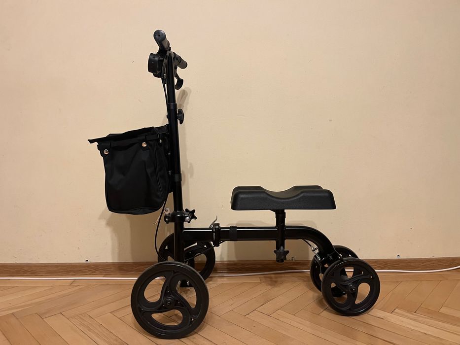 Trotinetă pentru genunchi pliabilă și reglabila