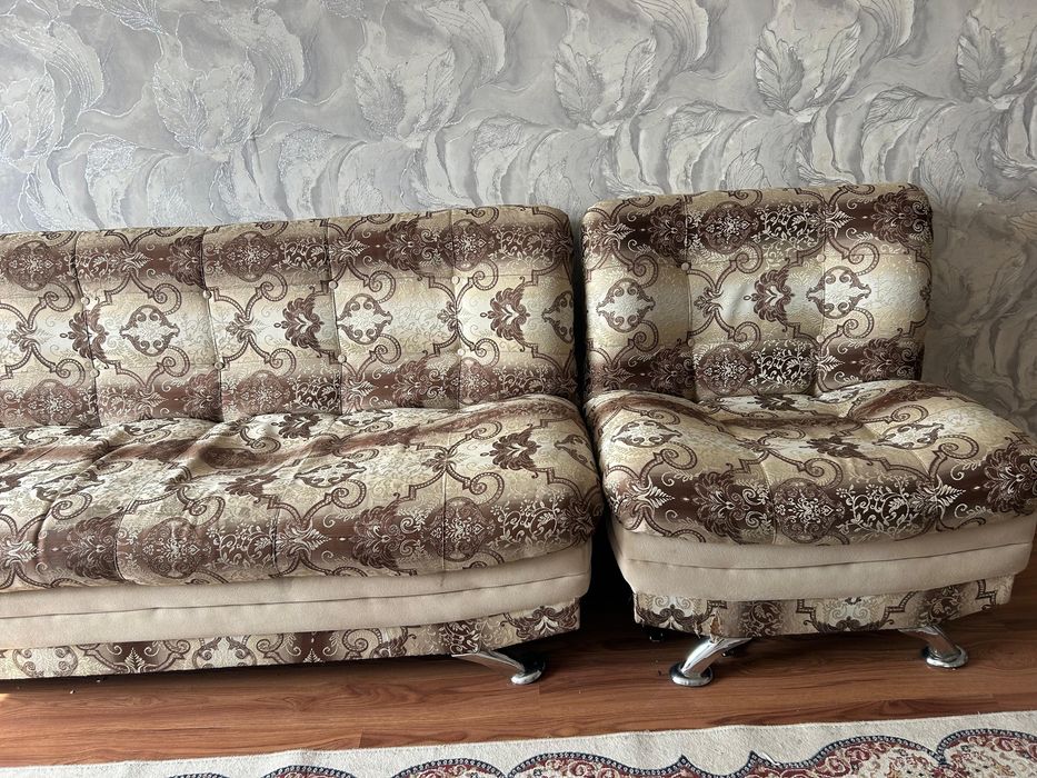 Диван с креслой…