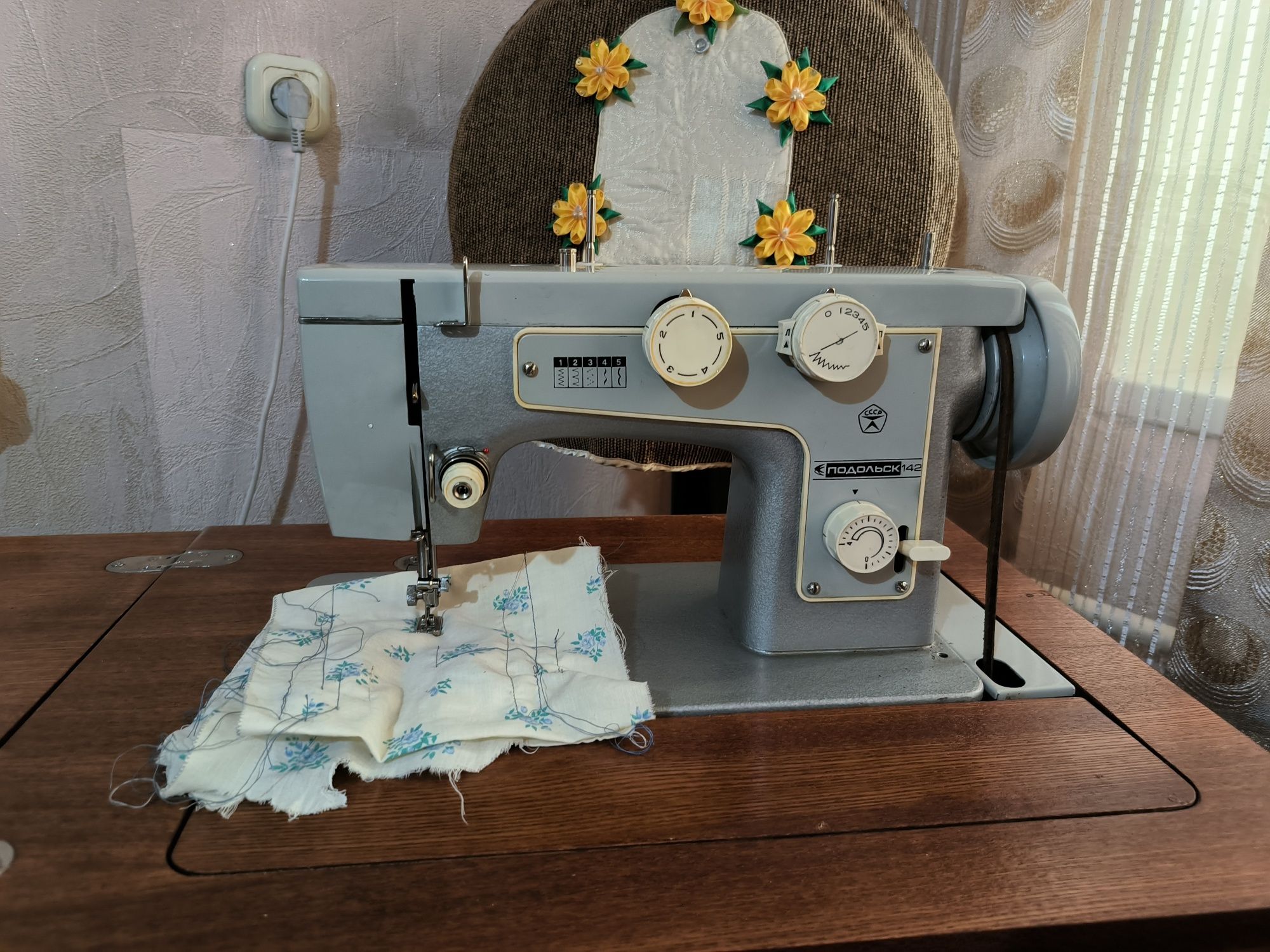 Швейная машина"Подольск 142"