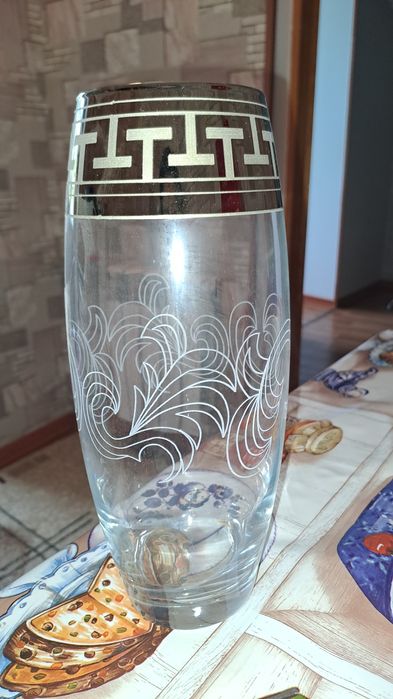 Новая ваза в коробке