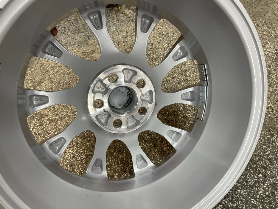 Оригинални джанти лексус / тойота 16