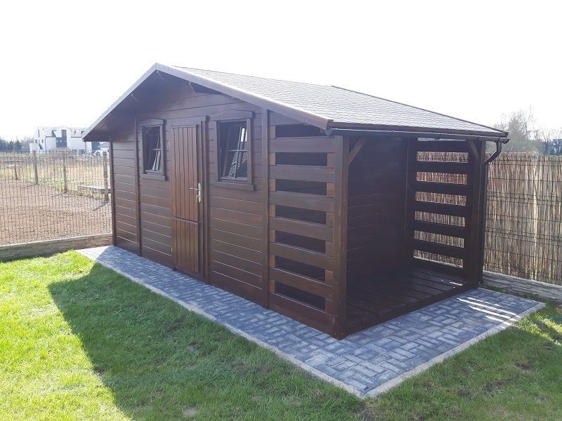 Casute de gradin pentru depozitare si locui