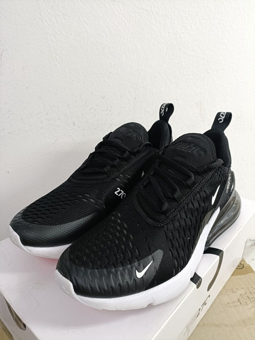 Nike Air Max 270 номер 39