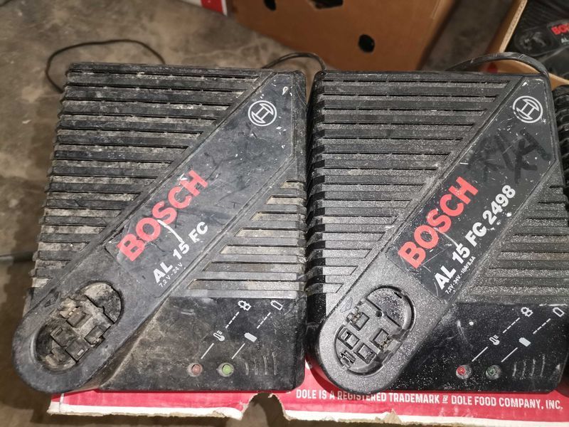 Зарядно - Bosch AL15FC 2498