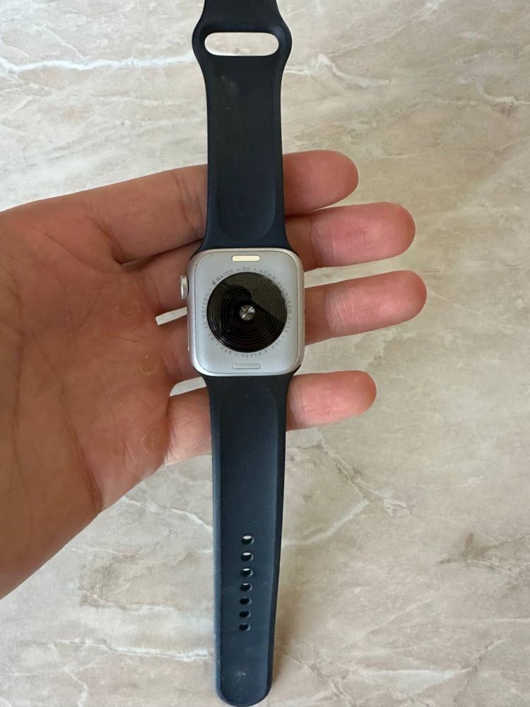 Iwatch se      .