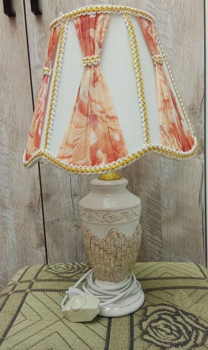 Продам светильники настольные