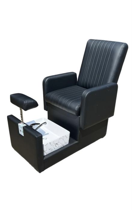 Педикюрное кресло новое в упаковке со склада