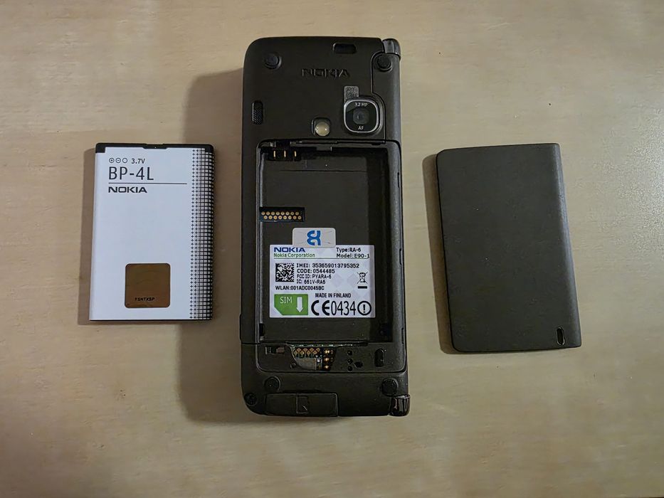 Nokia E90 NOU, 0 MINUTE